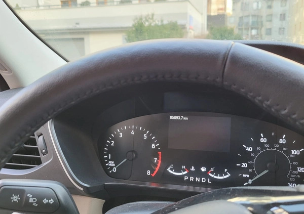 Ford Escape cena 107900 przebieg: 6000, rok produkcji 2021 z Piaseczno małe 172